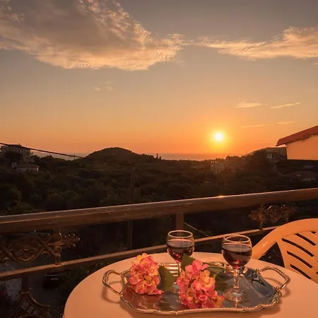 Hébergement de vacances Sunset House *