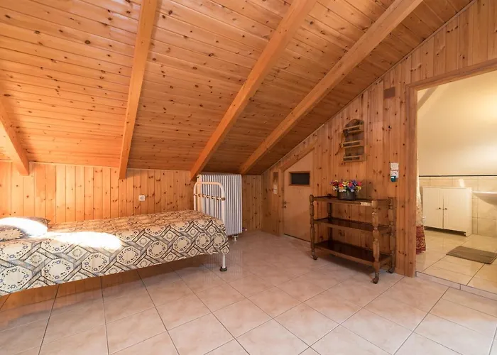 Sunset Family House, By Zantewize Case de vacanță Keri