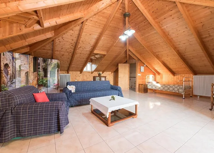 Case de vacanță Sunset Family House, By Zantewize *